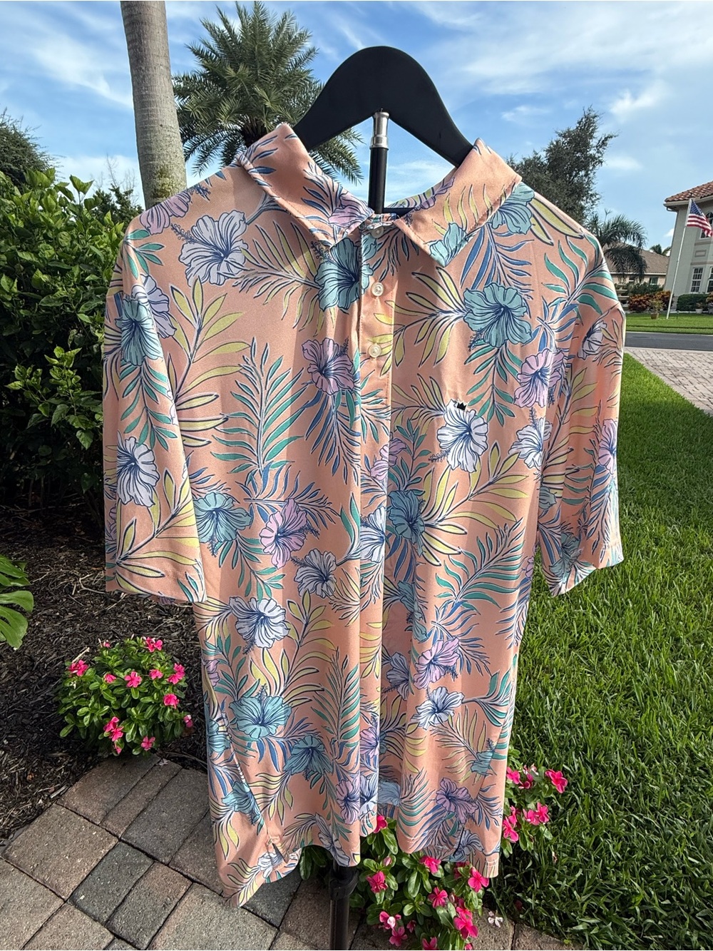 crown & ivy Peach Floral Leaf Short-Sleeve Polo